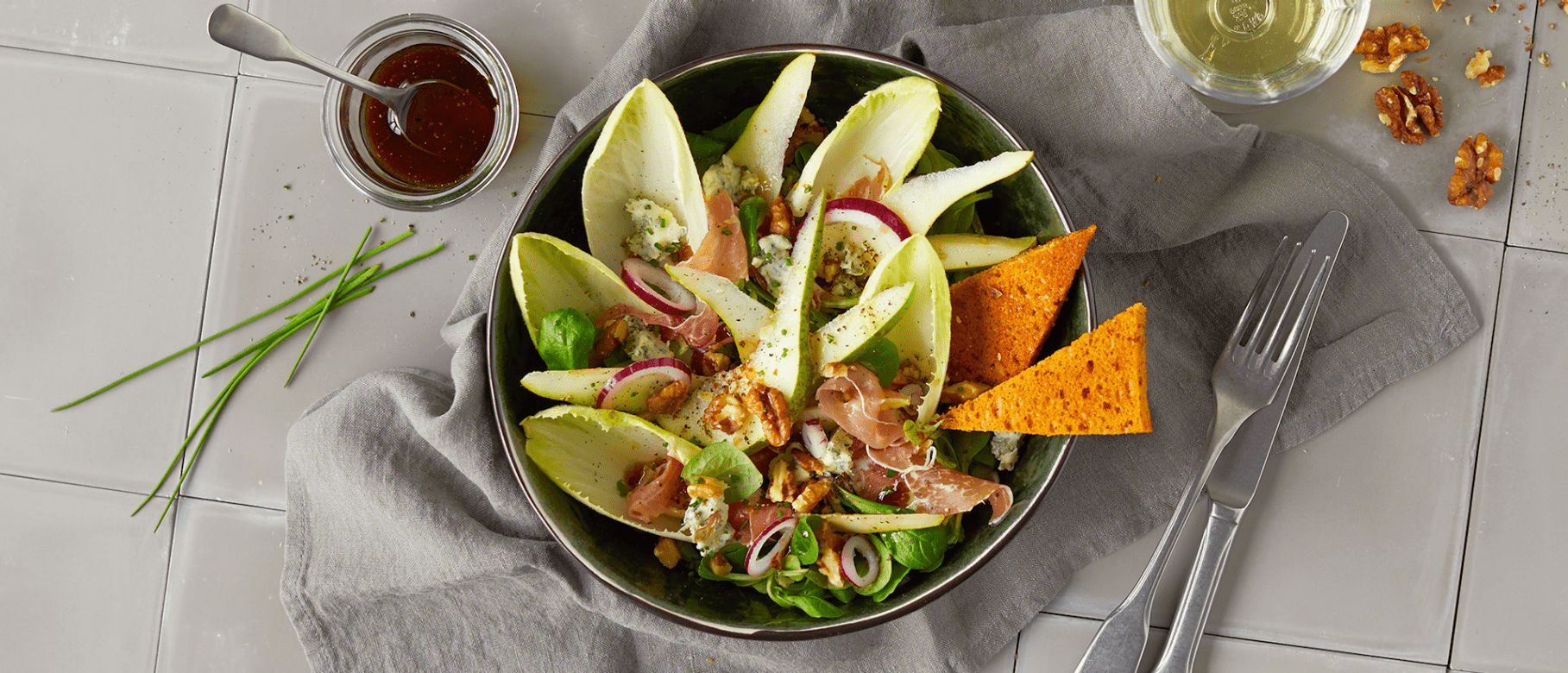 Salade d’automne à la poire et au roquefort